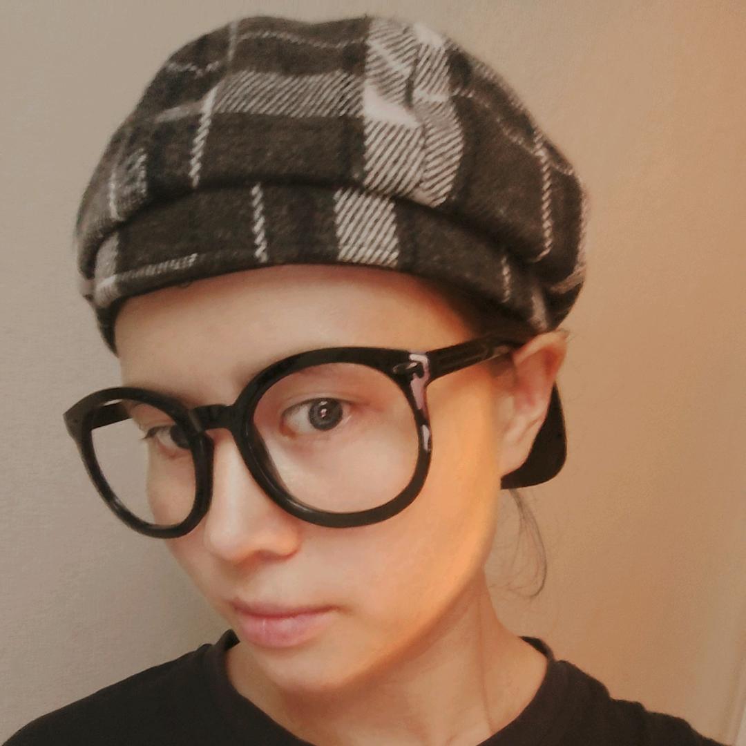 眼镜姐姐爱分享