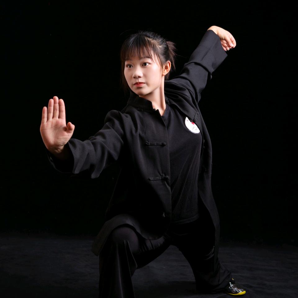 小黑侠