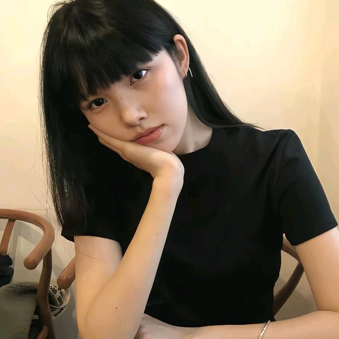 小鱼爱画画