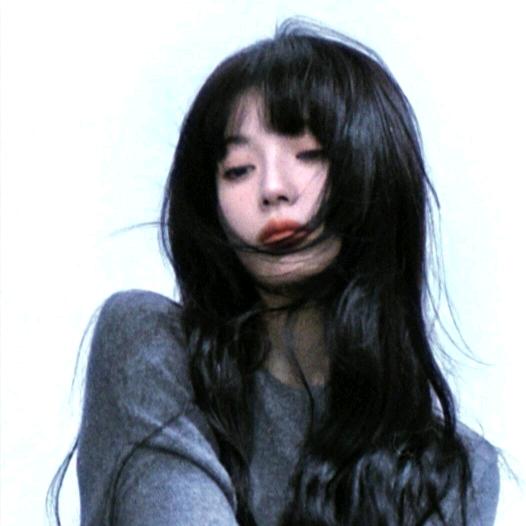 栗栗子.