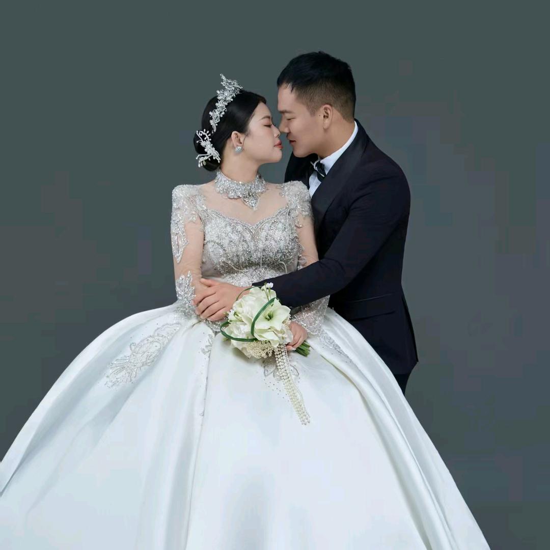 ♥(｡￫v￩｡)♥陪你的爷们