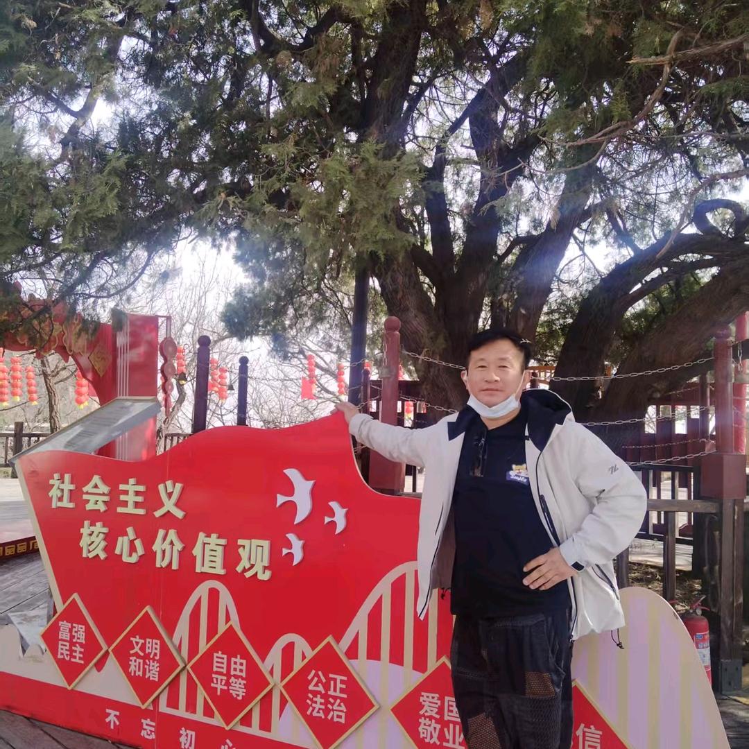 一个霸气的男人