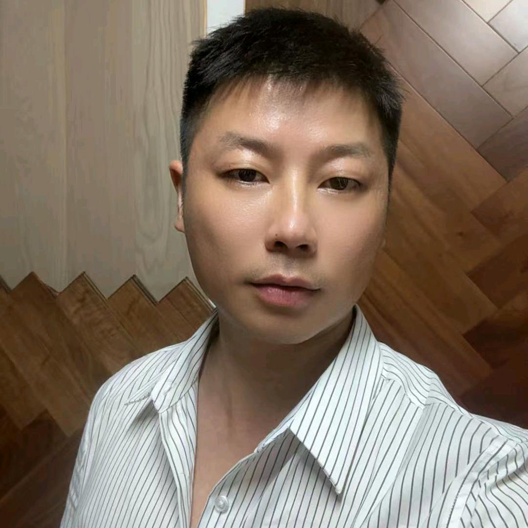 为恩地板～高端实木地板厂家