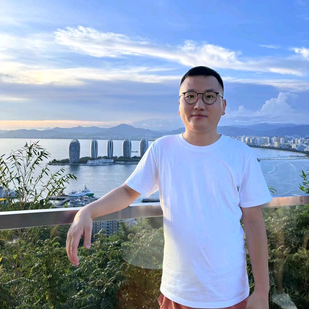 闫同学屋檐故事