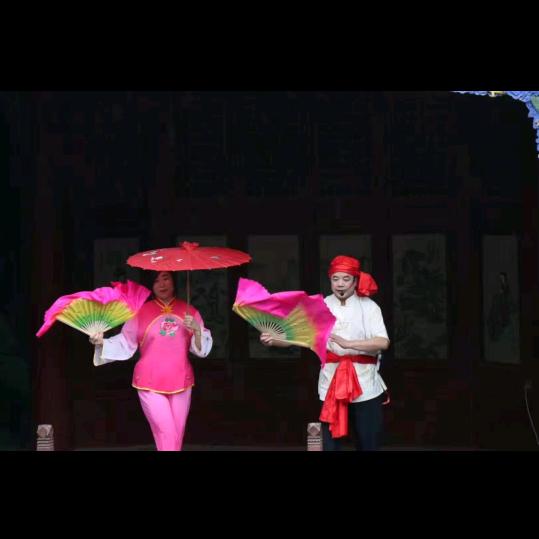 旭日东升、欣欣向荣