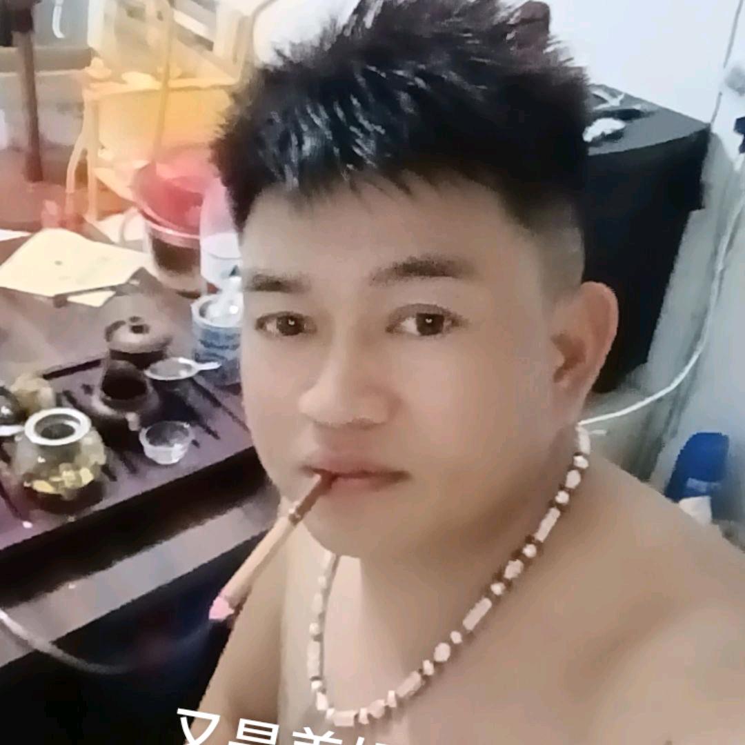 《白，总》，，