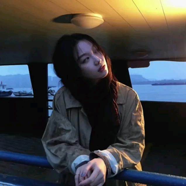 脑袋困掉了💧