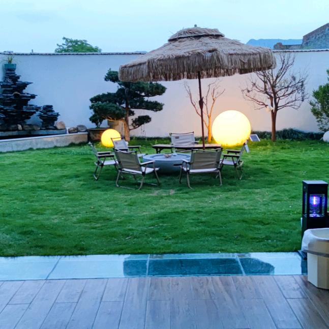 在武当山喝五宝茶的道士