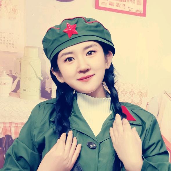 汉娜老照片修复（上午10点）