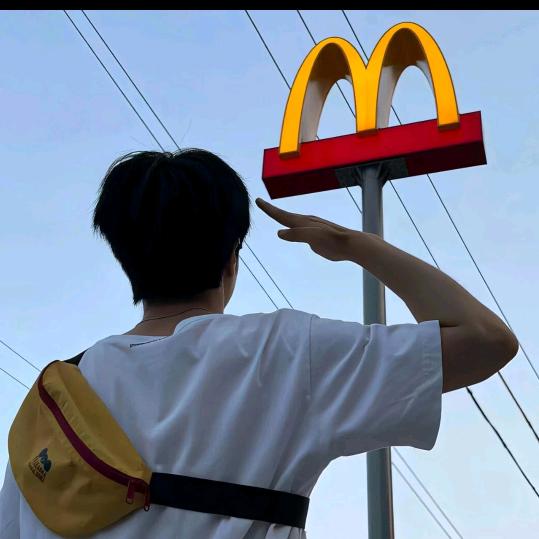 （主页新生群）武交职陈学长