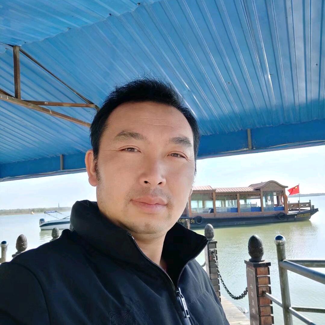 家装贴砖沈师傅