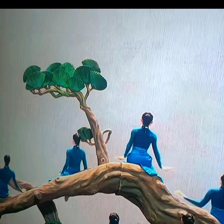 (●✿∀✿●)别碰我心(｡･ω･｡)ﾉ♡