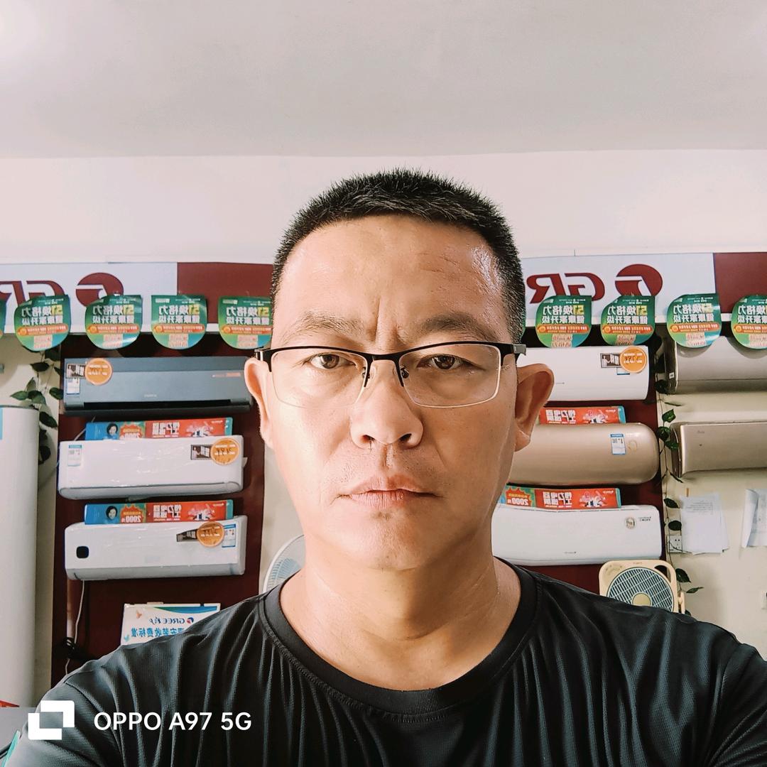 小纪志远家电商场