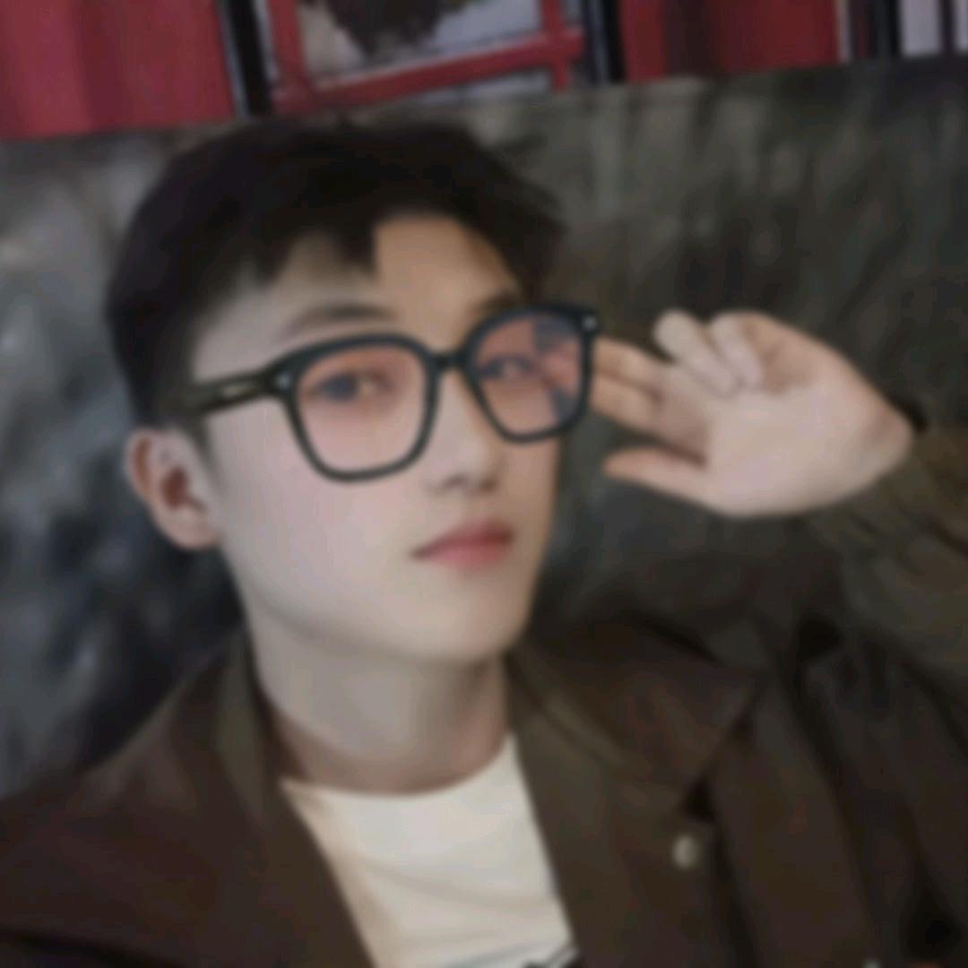 小小怪下士