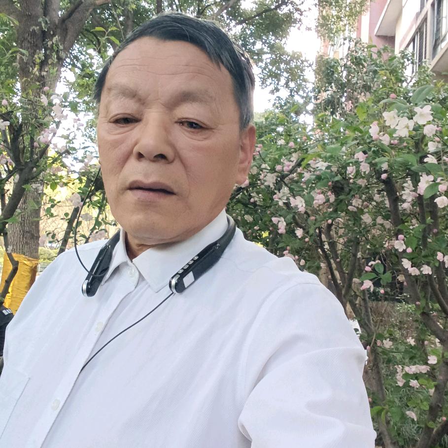 🇨🇳情怀早8点多开