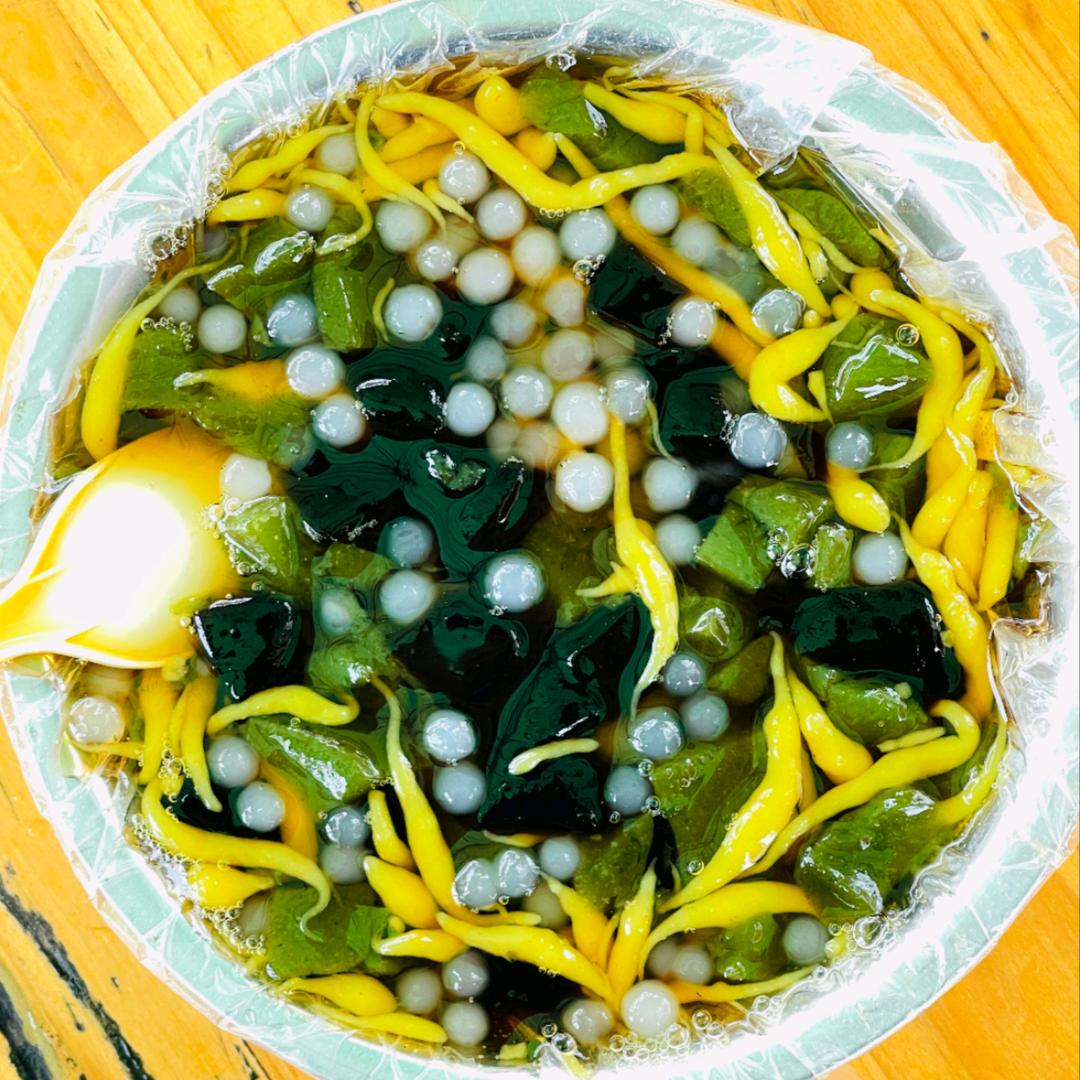 袁三姐冷热糖水摊