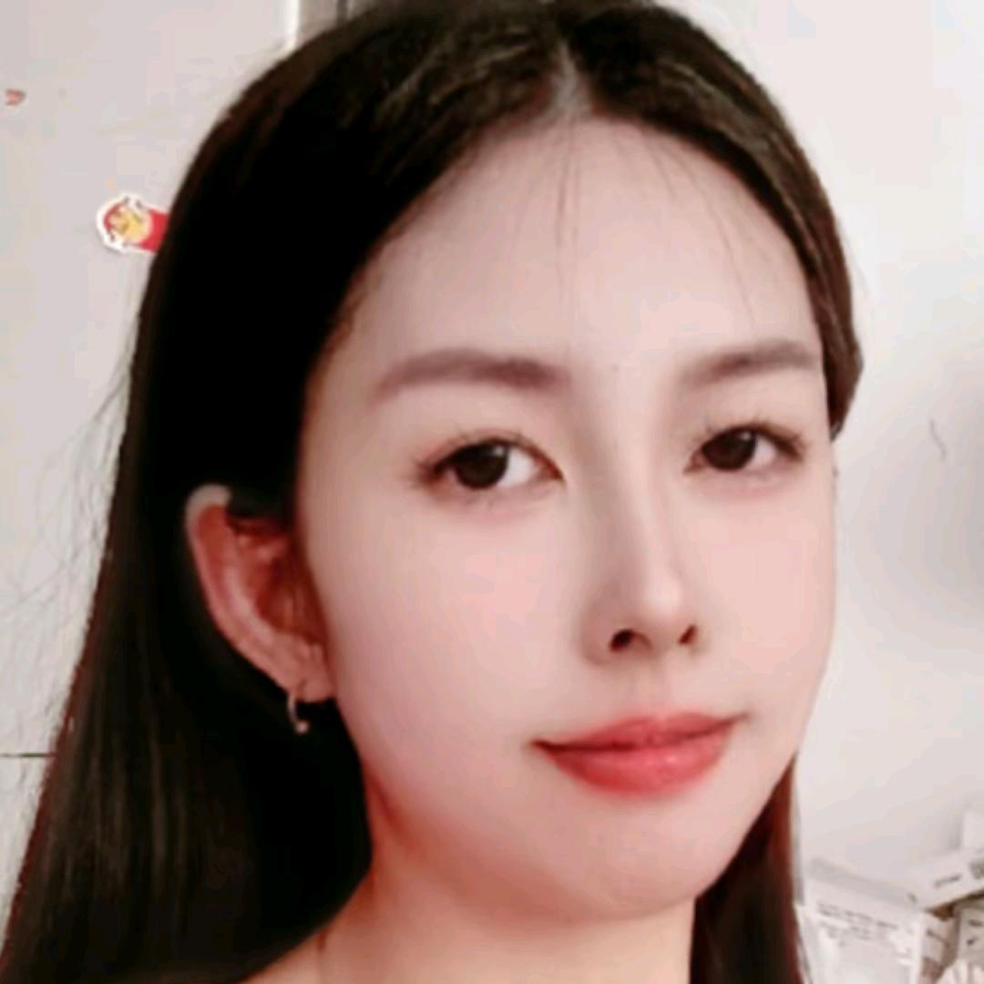 小英姐姐💫✨520