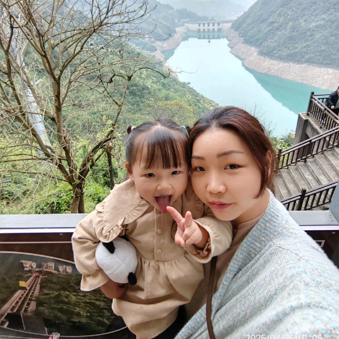 春妹儿✌︎✌︎