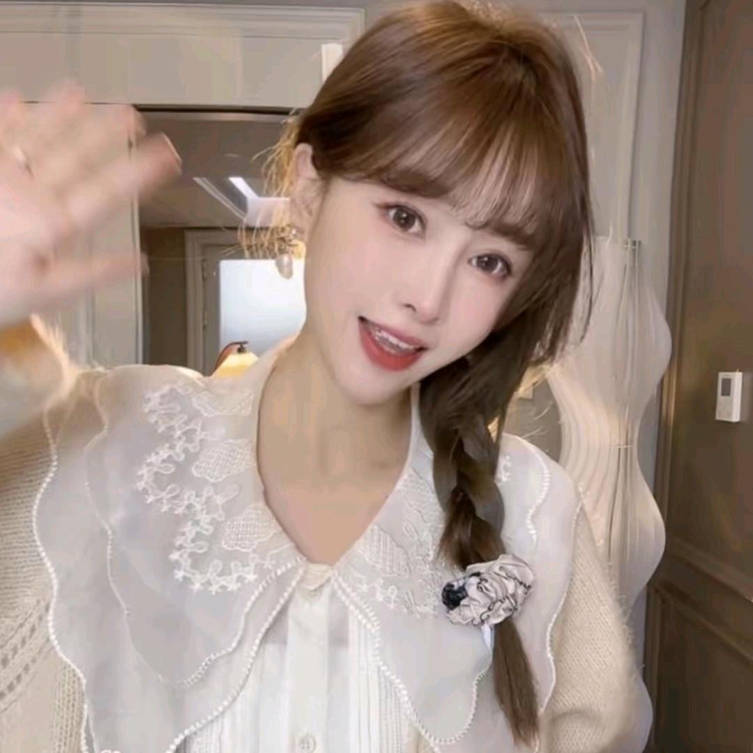 游鹿鹿【爆款穿搭】