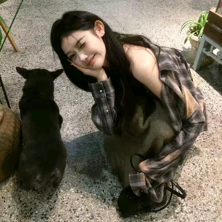 𝙈𝙤𝙢𝙤ᗦ◃︎