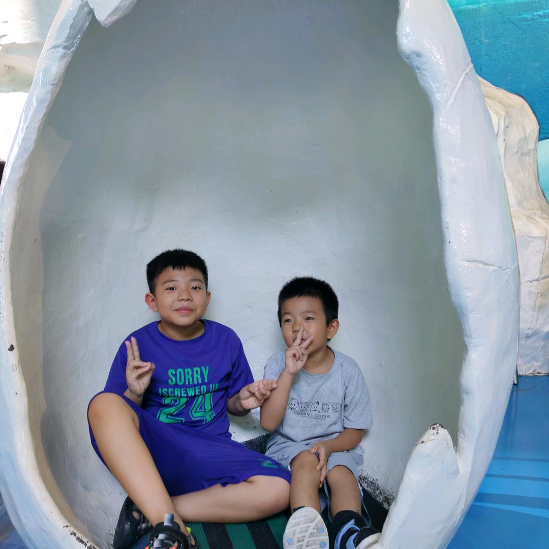 奶油小方👨‍👩‍👦‍👦