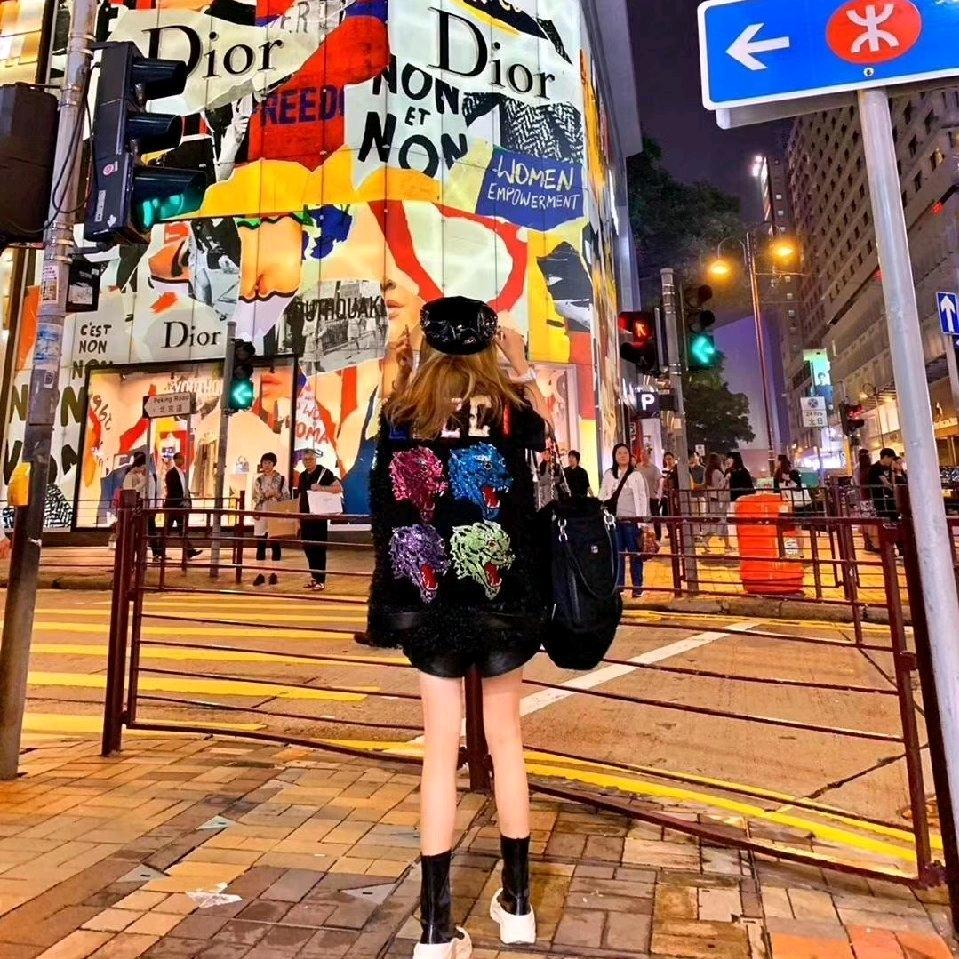 💋        mom    づ