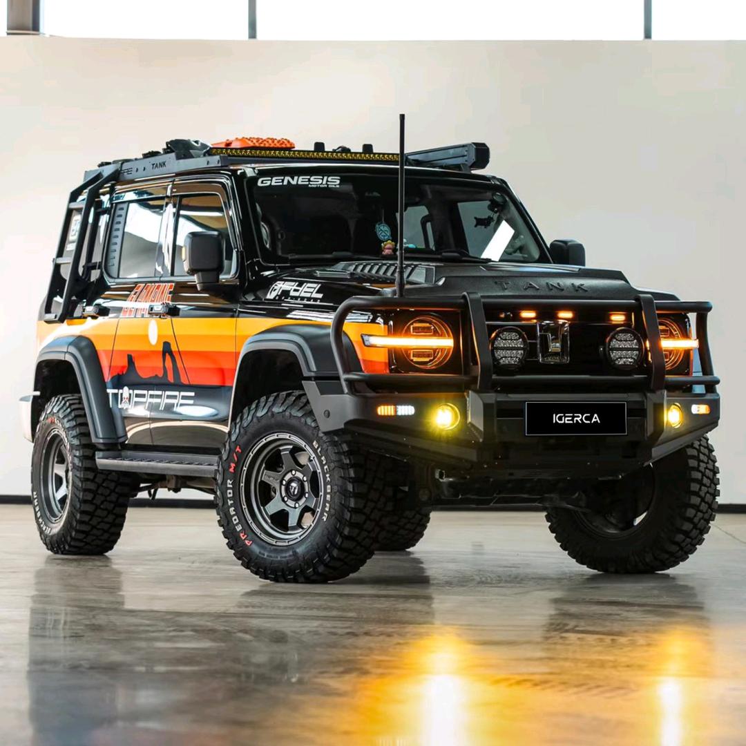 鸿丰改装越野俱乐部（石头）