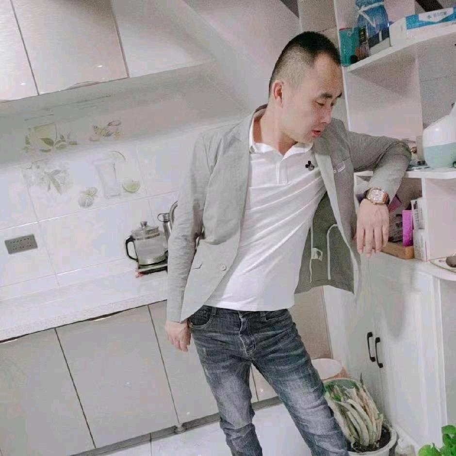 铁  蛋…（为负债者前行）…