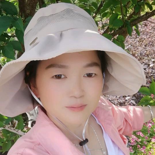 英妹妹 🌹🌹🌹🌹