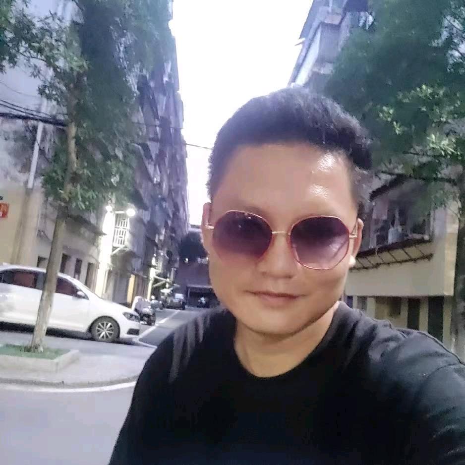 卷王烤鸭头（浩同学）