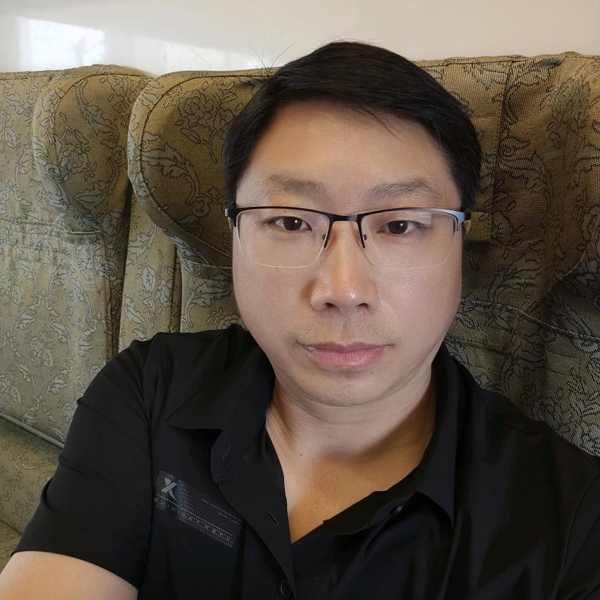 低调