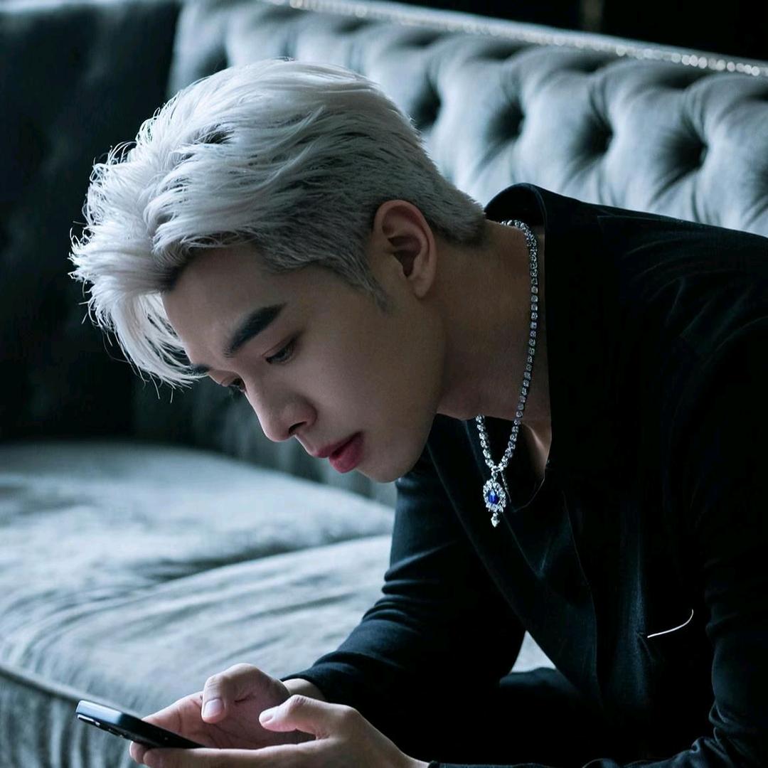 逆光之处是暖傷