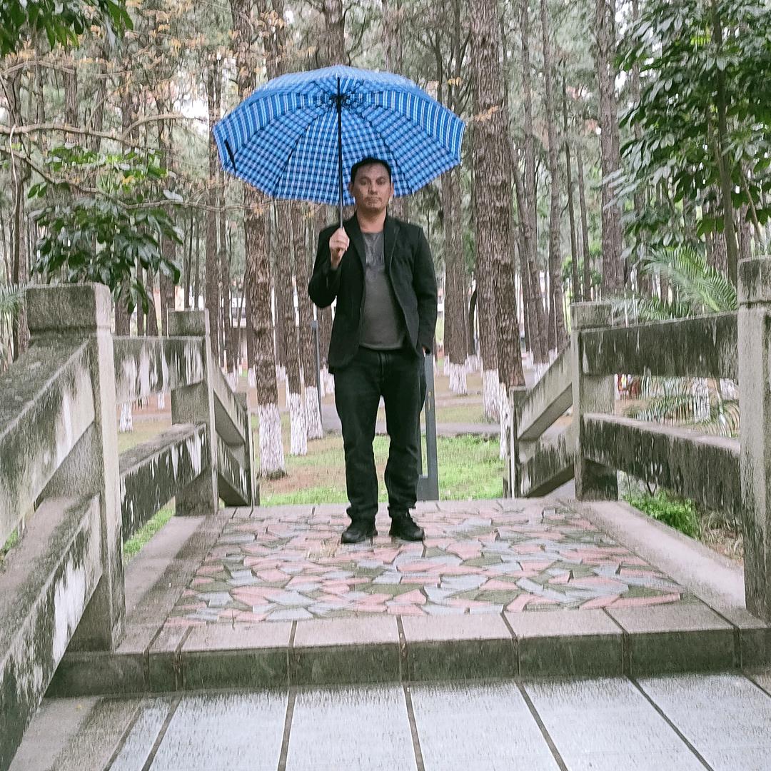 人生哪能多如意