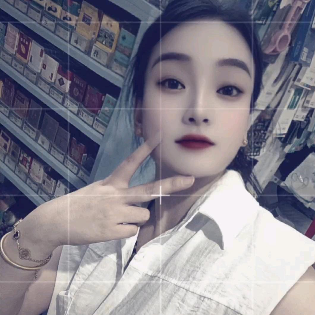 @佳丽