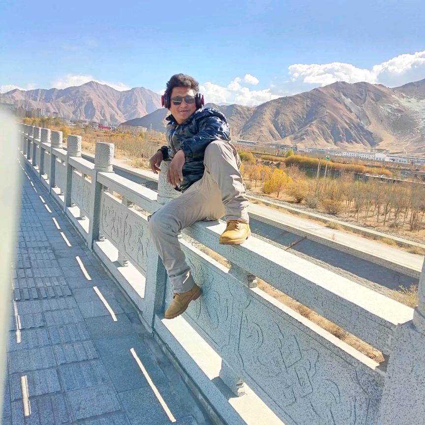 丁增卓玛大号