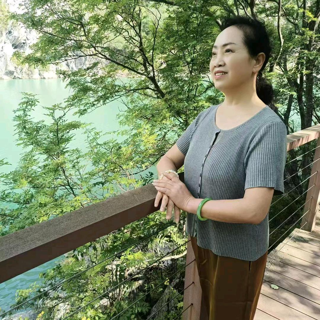 青汁大姐