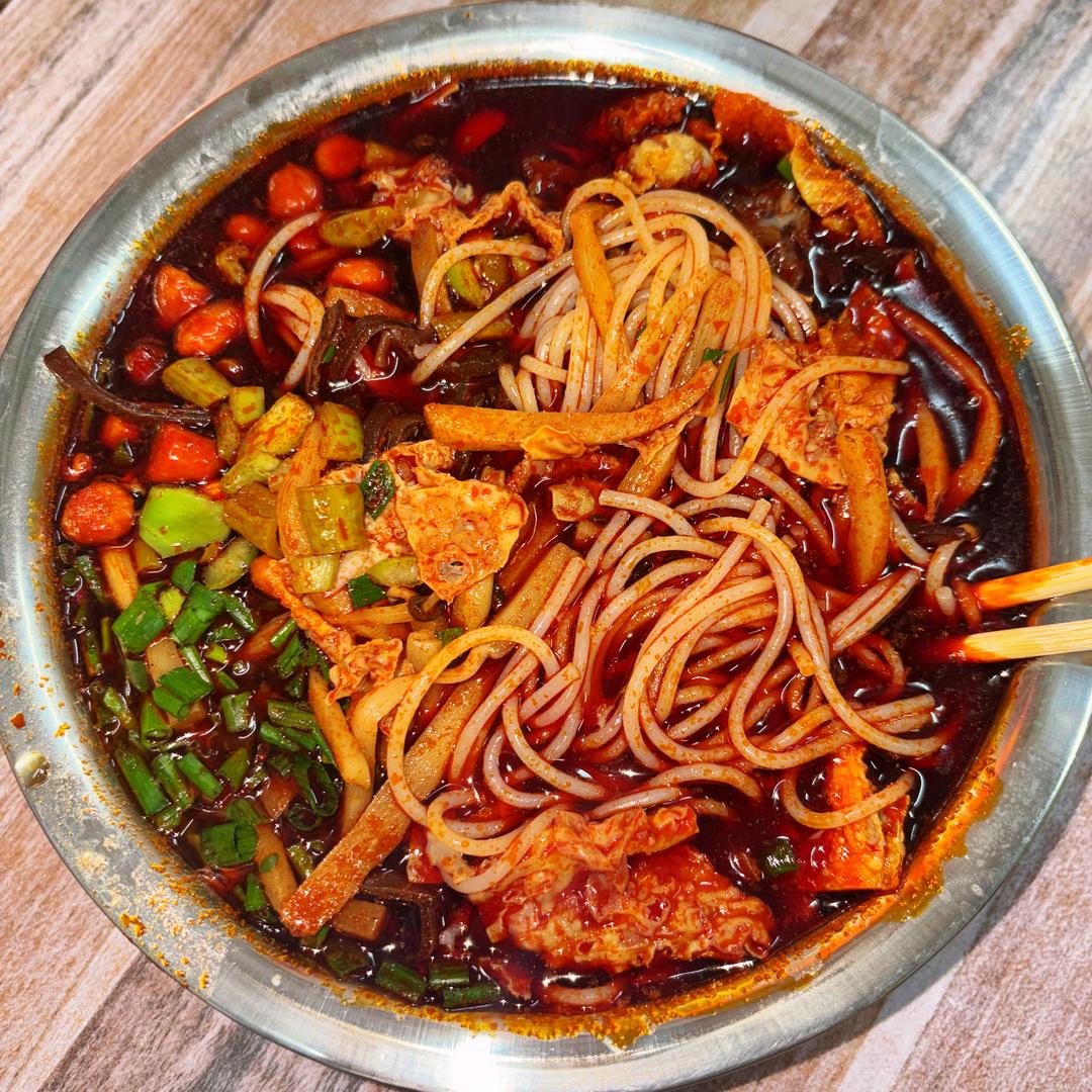 爱吃螺蛳粉的小螺