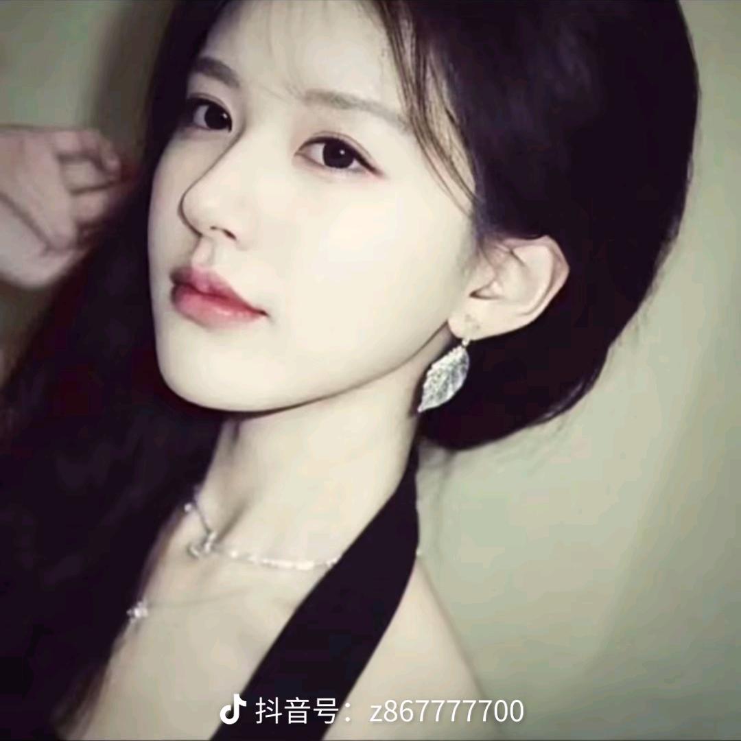 莹莹👑