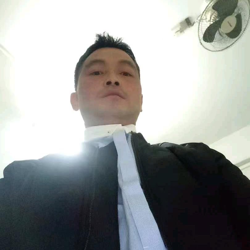 相识无语。