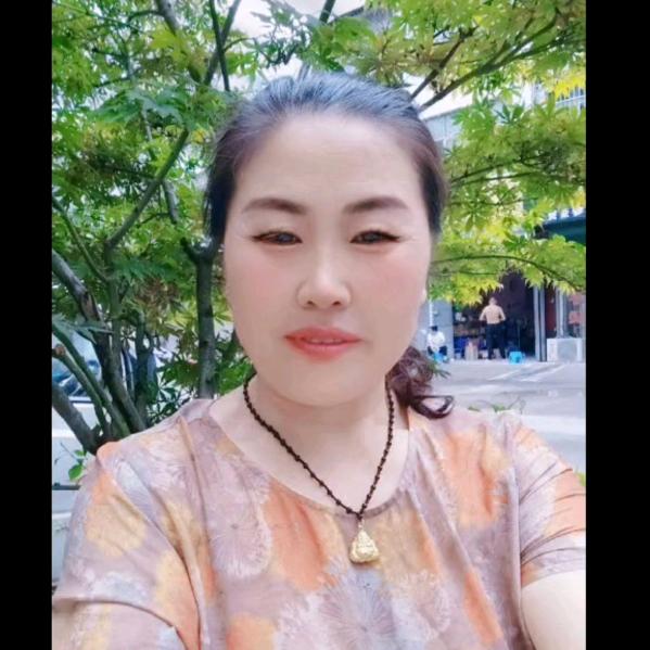 张莉姐，下午一点四十开播