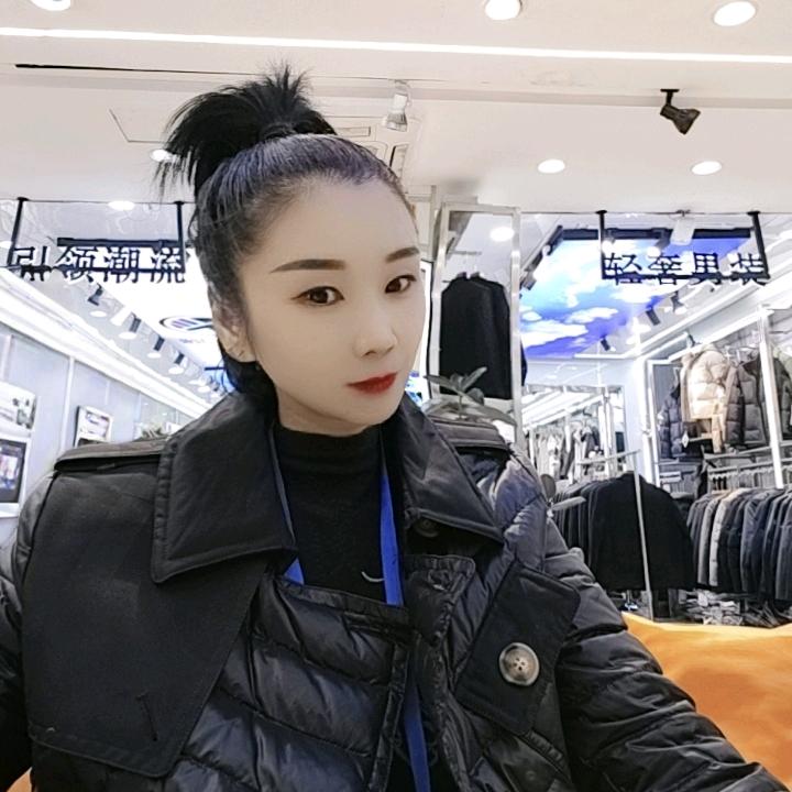 新金鹰男装田娜