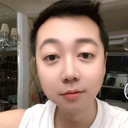 清歌原野🧸（爱露营）