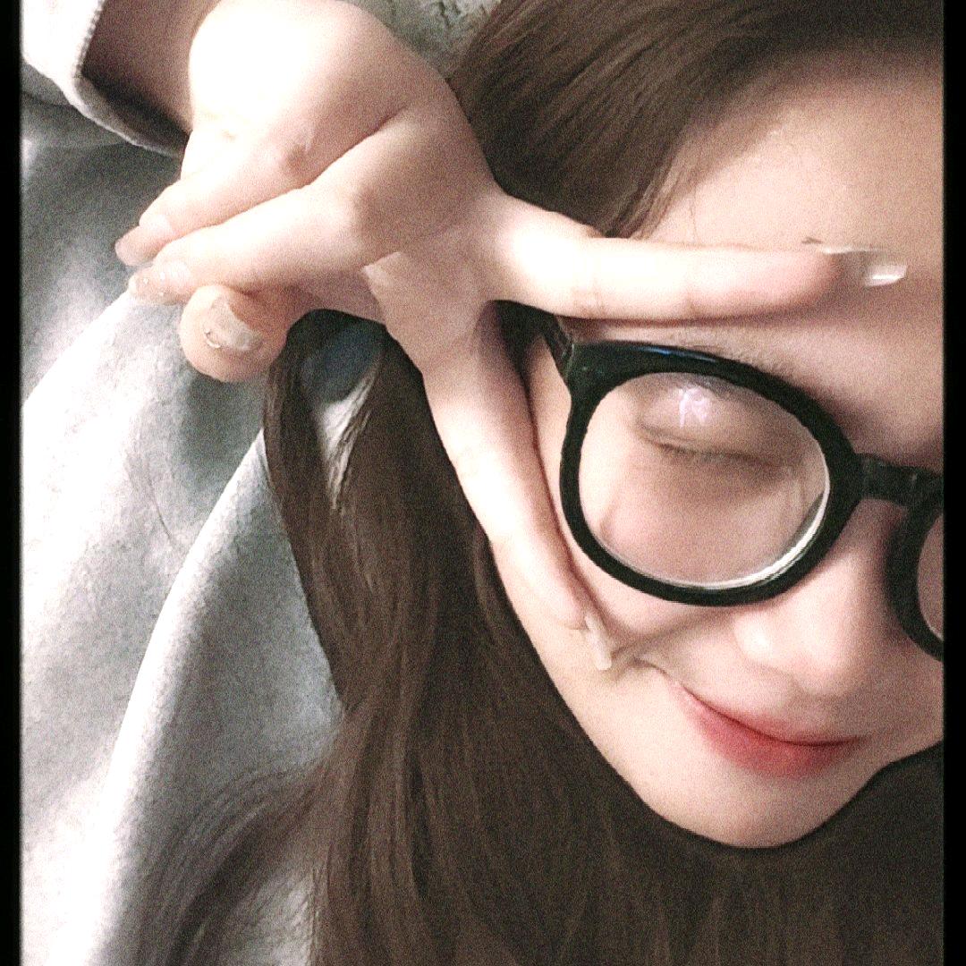 ૮₍ •᎔•₎ა。