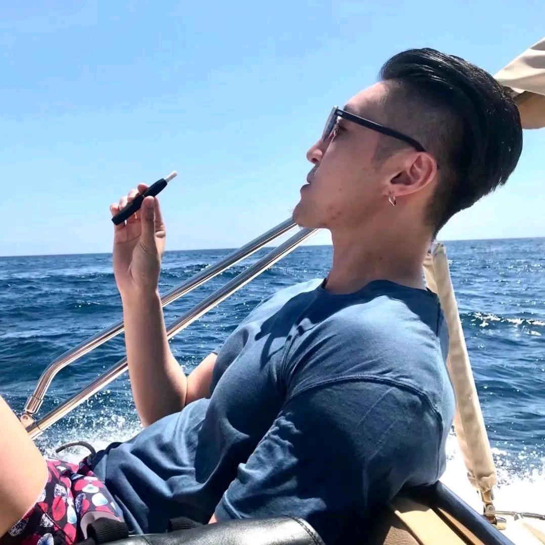 隔壁老王