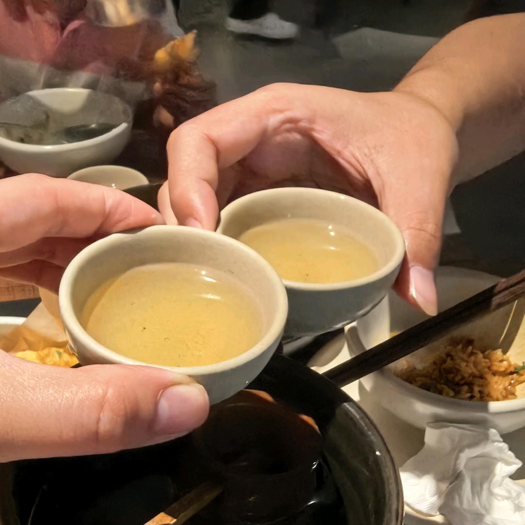 有钱有颜平安健康锦鲤附身好运连连