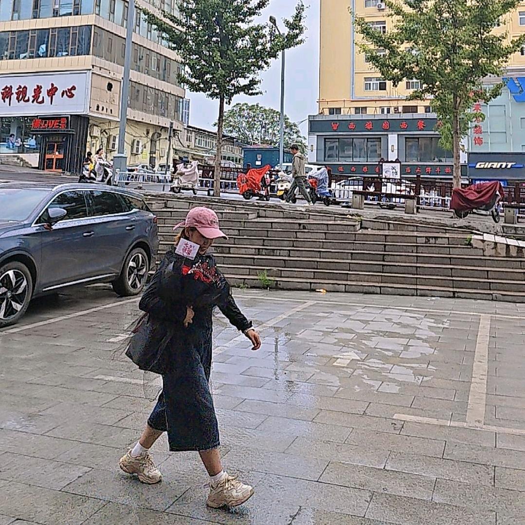 娅芳小飞象新市西街店