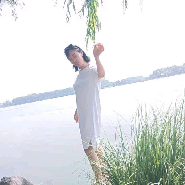 静馨