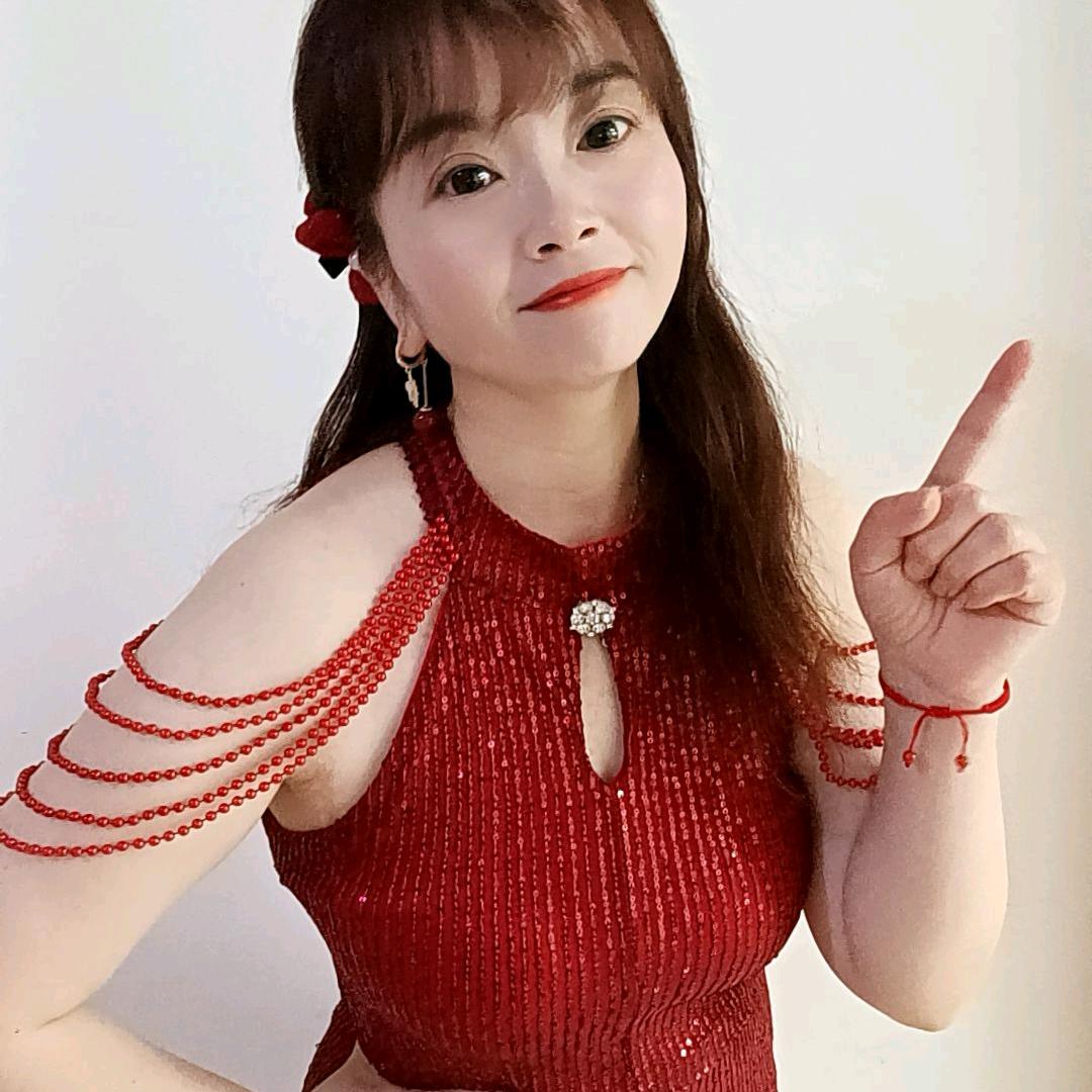 幺妹兰儿手舞🔥