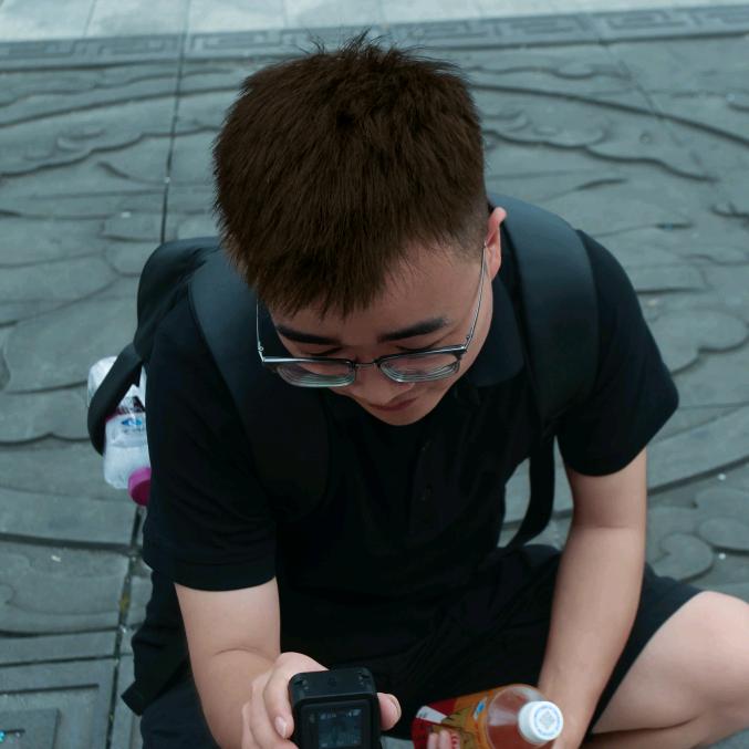 笨小孩-📷