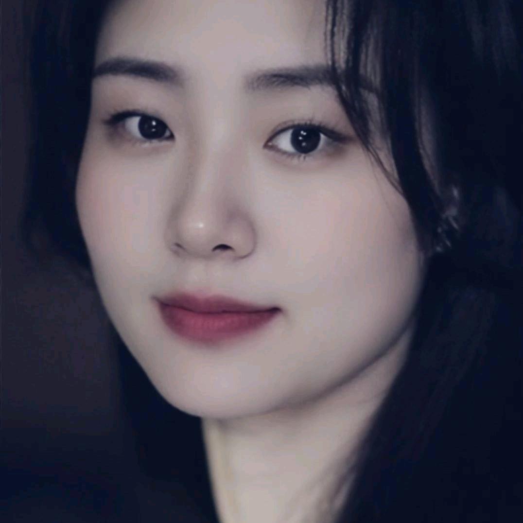 🥀᭄半醒半醉꧔ꦿᩚ半浮生💕